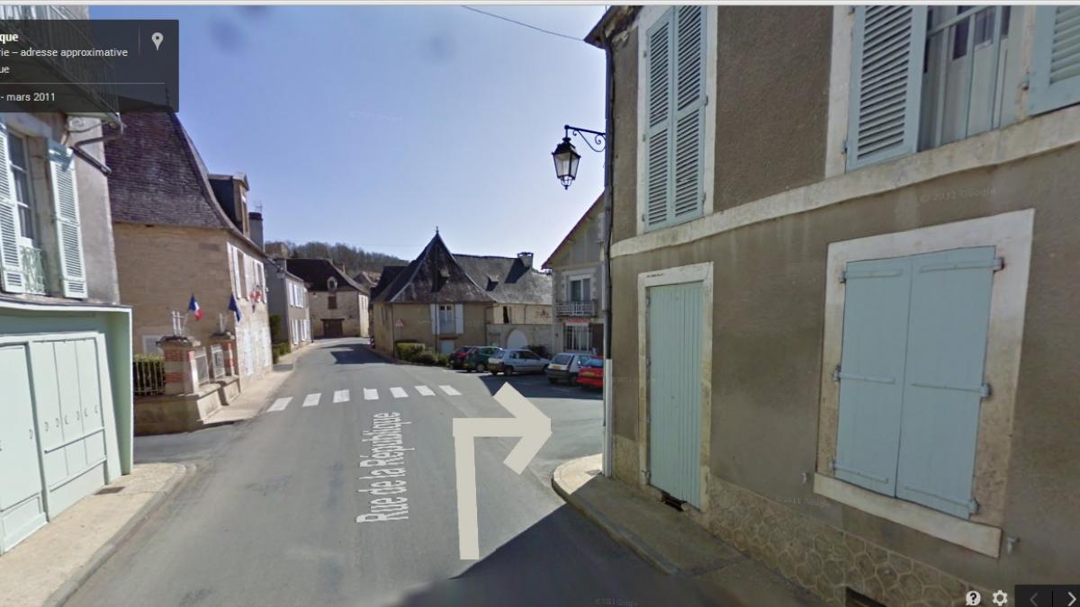 Près de la Mairie