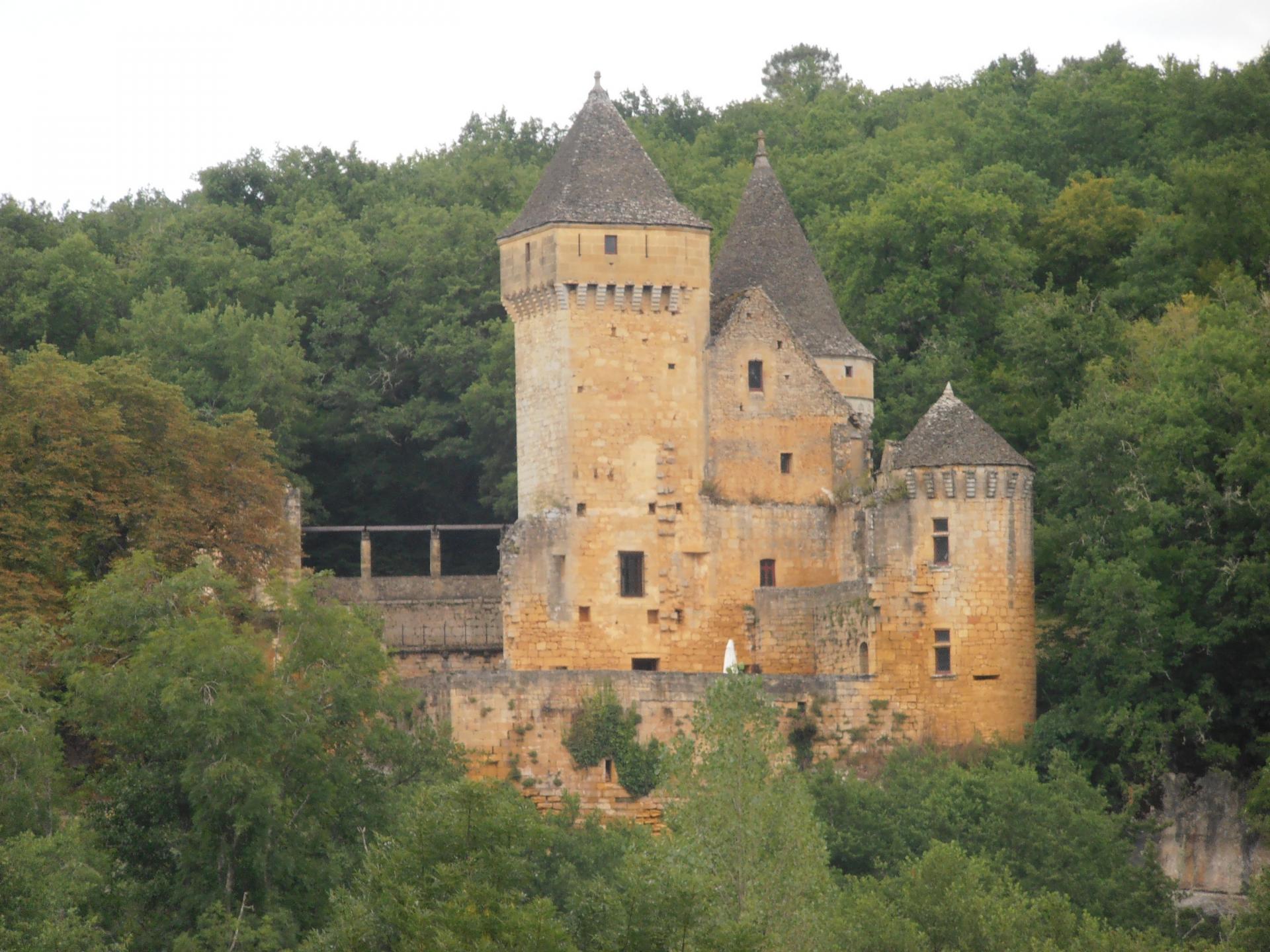 Commarque Castle