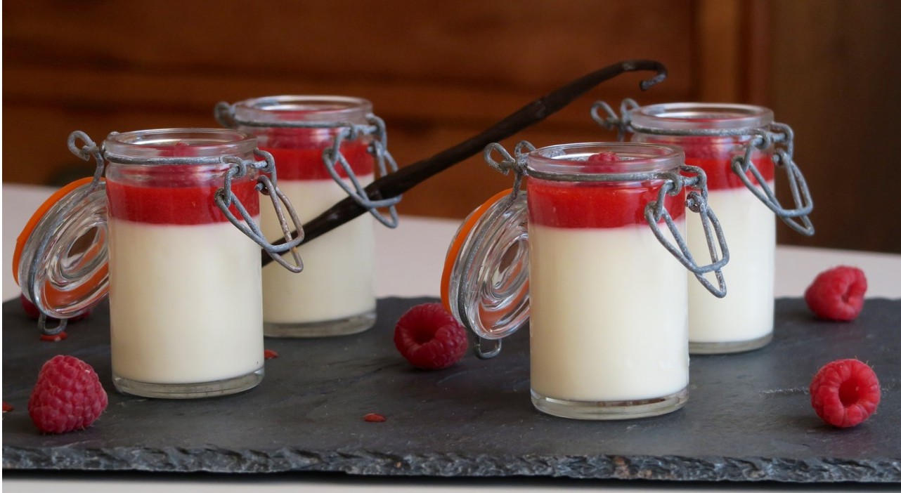 Panna cotta au coulis de fruits